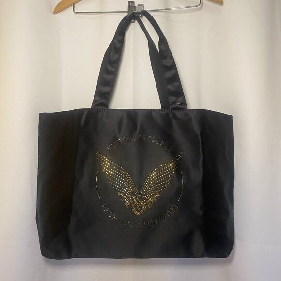 Victoria’s Secret Fashion Show 2025 Bling Angel Wings Tote Bag Weekender Zip NWT - Picture 1 of 10